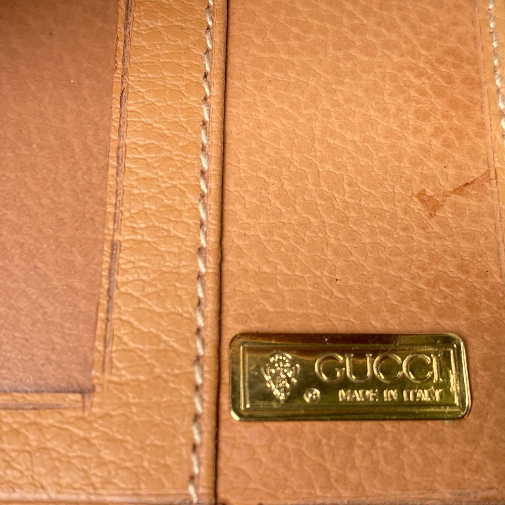 Gucci Vintage Leather Kiss Lock Tri-Fold Long Wallet - EUC, Like New! - Picture 8 of 11
